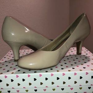 LifeStride Parigi Women's High Heel Pumps